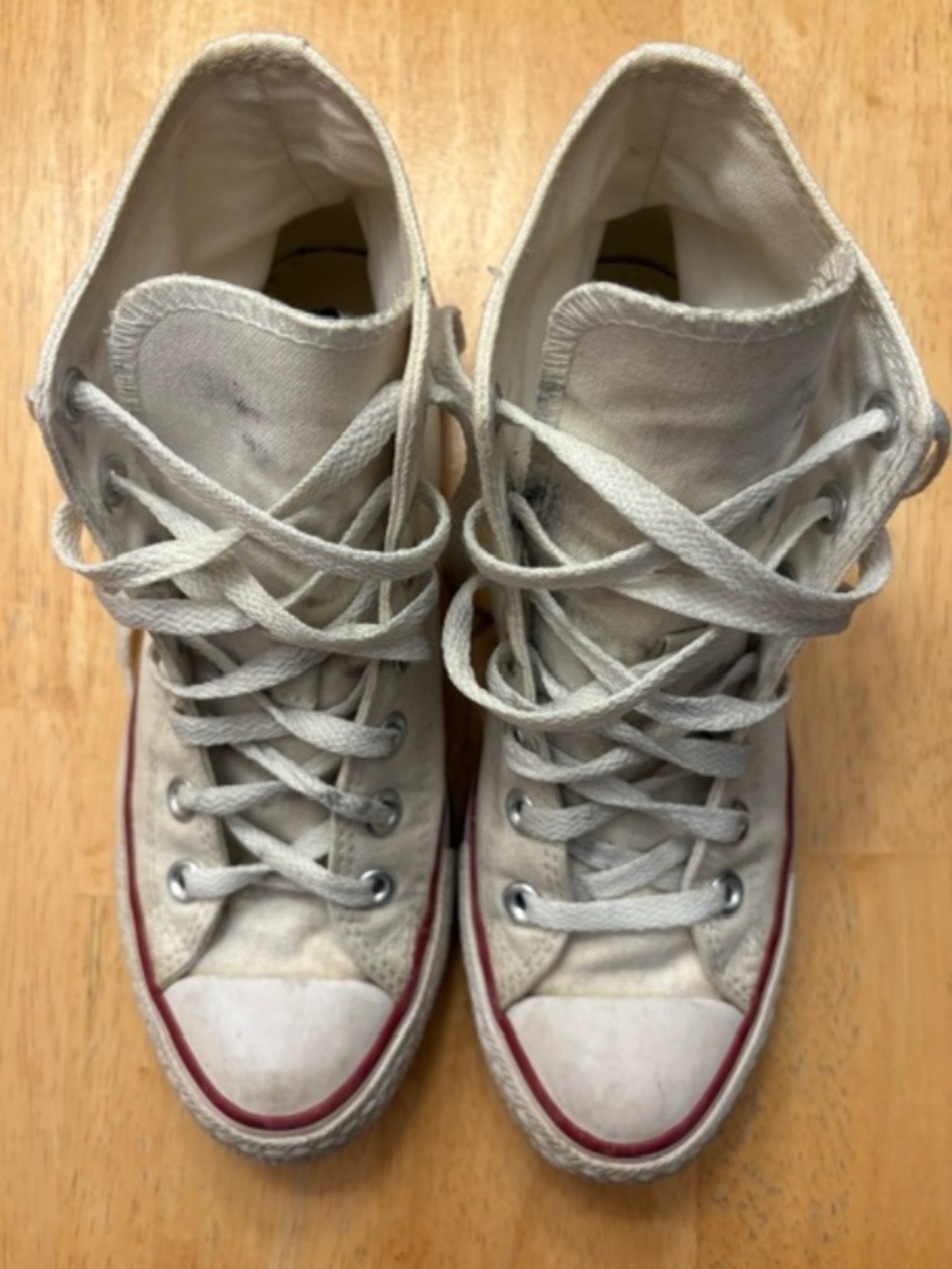 White Converse Chuck Taylor All Star